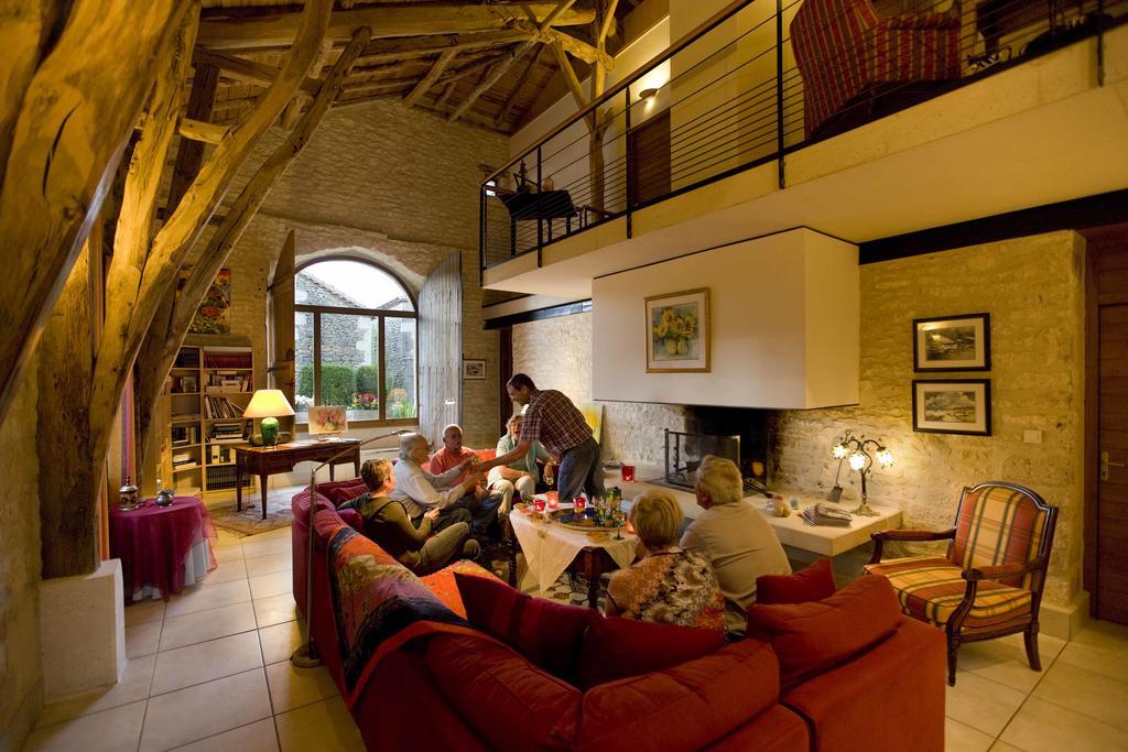 La Vayssade - Maison D'Hotes - Jacuzzi, Piscine & Truffes 拉尔邦克 外观 照片